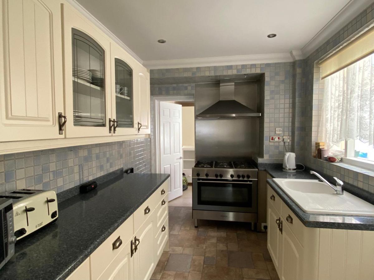 3 Double Bed House 10 Mins From Sandbanks 浦耳 外观 照片